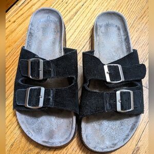 MUK LUKS Womens Terra Turf Marla Soft Black Suede Sandals Size 8M US